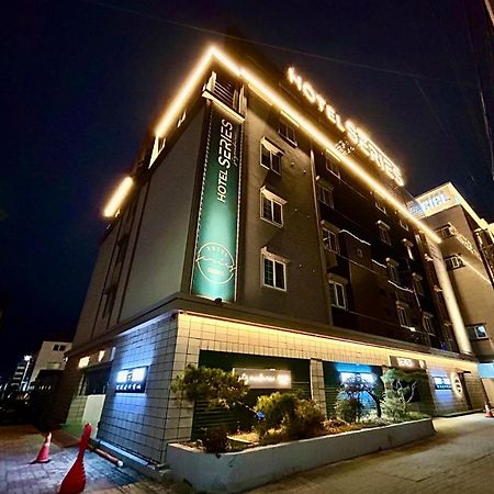 Series Hotel Gyeongju Exterior foto